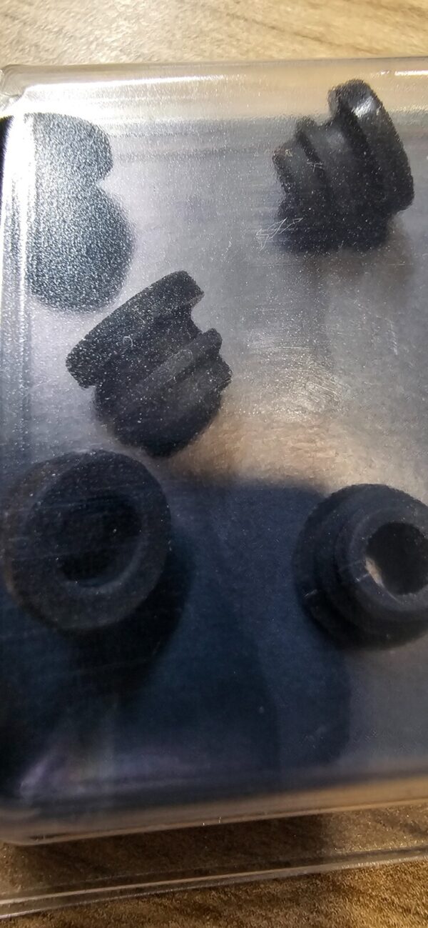 Caravan / Motorhome / Camper  Dometic Hob Pan Support Grommet Kit – 44990001222