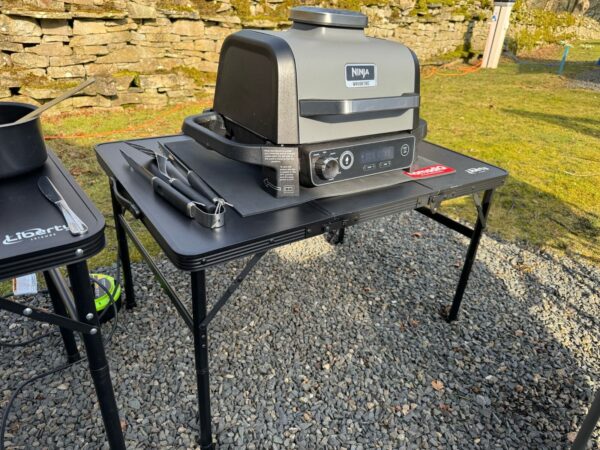 Liberty Leisure Medium Black 3 fold table ideal for Motorhome caravan camping - Image 3
