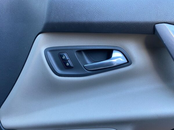 Transit Custom crew cab  Tourneo 2016-20 Carbon effect Inner Door Handle Cover - Image 11