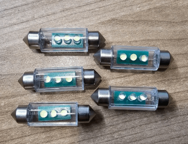 12v LED festoon bulb 39mm X 5