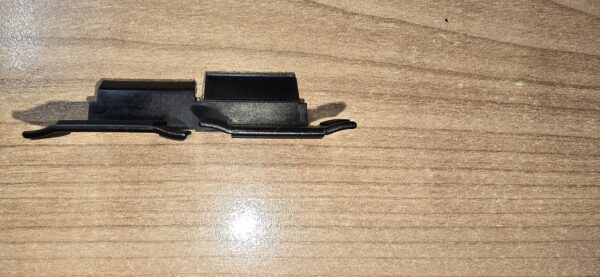 Hartal Flyscreen Black Plastic standard Retaining Clip - Caravan or Motorhome - Image 5
