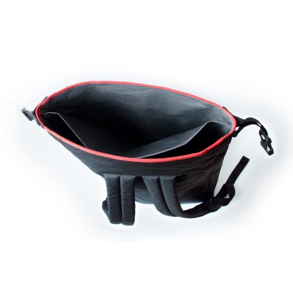 nomadiQ Cooling backpack for portable gas grill - Image 4